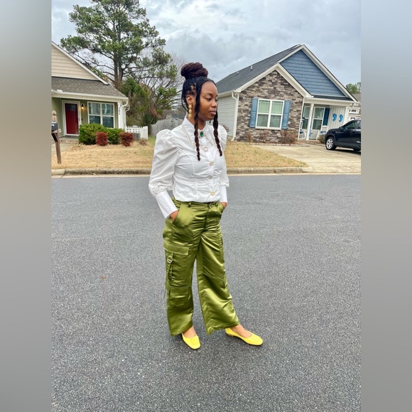 🤷🏽‍♀️She’s Live🤷🏽‍♀️ - Picture 13 of 17